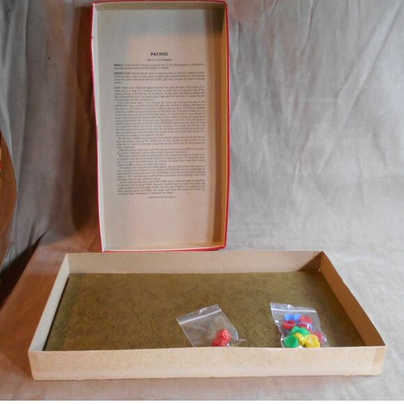 Vintage 1969 Whitman Pachisi: A Game of India #4728 No Shaker Cup - Picture 2 of 9